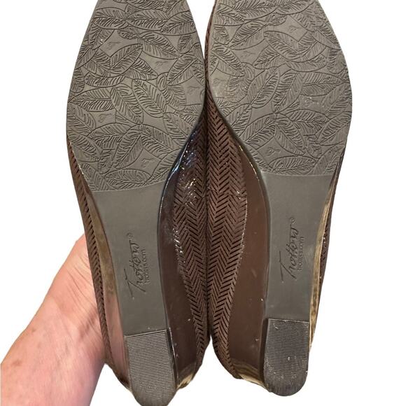 Trotters Brown Herringbone Suede Loafers Womens Size 8N Shoes - Picture 8 of 8